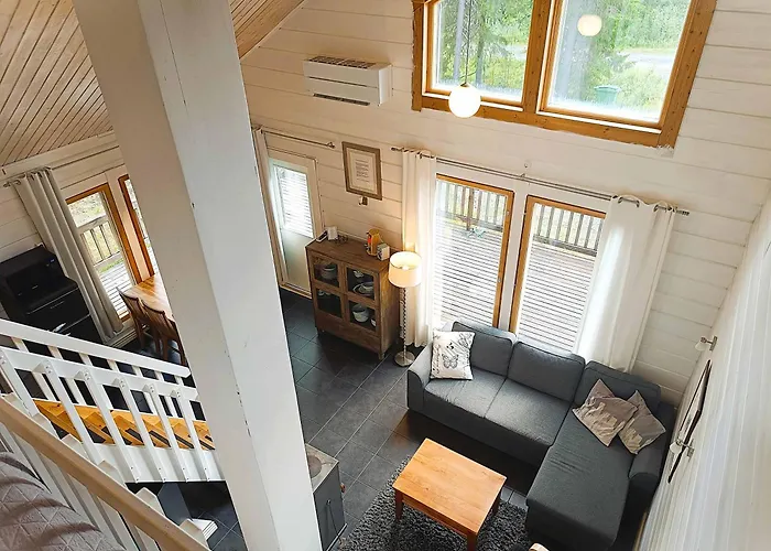 Ferienhaus Salmikunnaan B